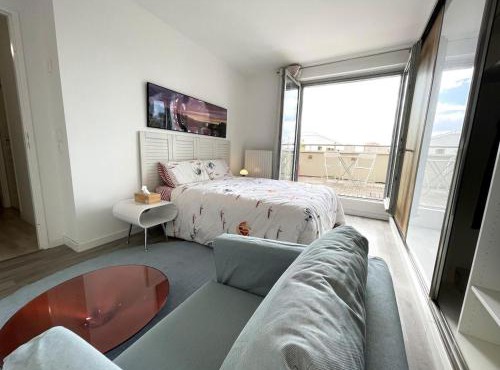 Magnifique chambre PS1-C3 proche du transport avec climatisation et parking payants