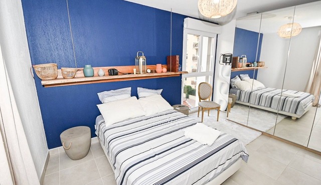 Magnifique Design T2, Confortable, Parking Gratuit