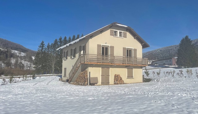 Maison à la Montagne - Quiet and 500m from the resort - Private courtyard and parking lot