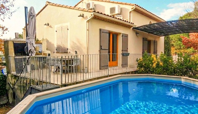 Maison avec piscine 1