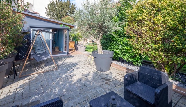 Maison Avec spa et Piscine Privée à Paris Animaux de Compagnie pas Accepté
