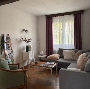 Maison chaleureuse de village - location logement entier