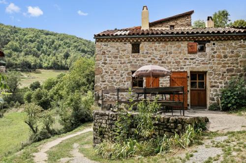 Maison charmante à Saint-Basile avec jardin et cheminée