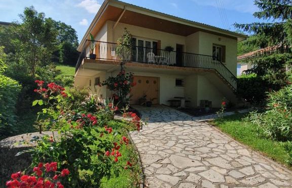 MAISON DE VACANCES