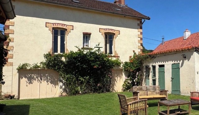 Maison Henriette | Charming vacation rental with a view - Sleeps 8
