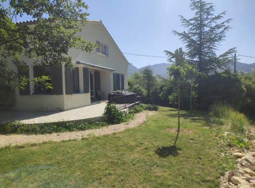 Maison individuelle au pays de la lavande, des randos, du vélo et du parapente