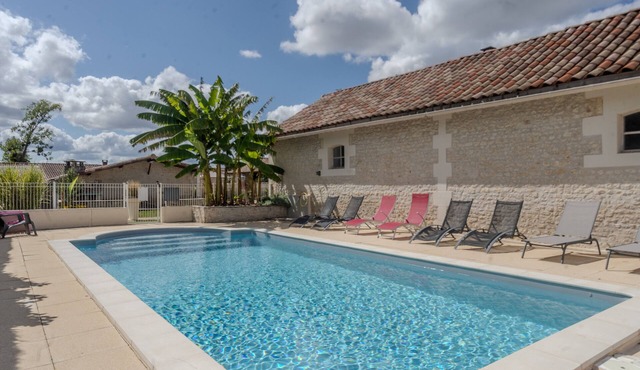 Maison 'Les Roses De Jonzac' with Private Pool, Private Terrace, and Wi-Fi