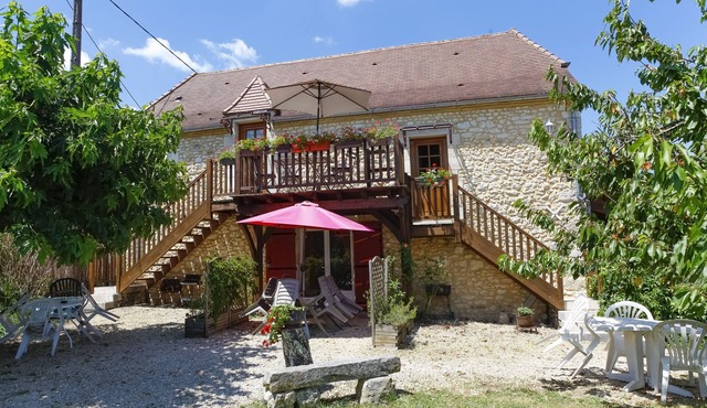 MASKALI, Gite le Marin, heated swimming pool open view
