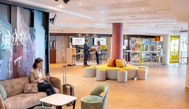 Mercure Paris Massy Gare TGV
