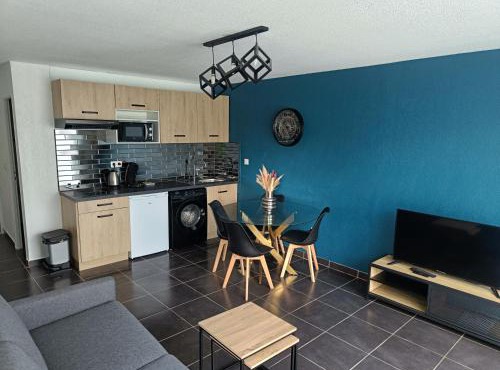 micro maison, refait à neuf, spacieux, agréable in Perpignan
