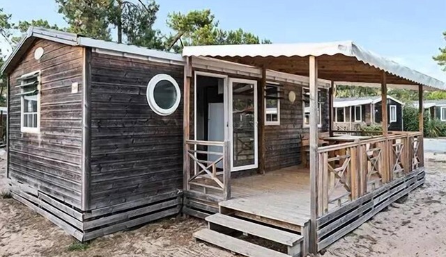 Mobile Home | Classic | 3 Bedrooms | 6 Guests | Raised Deck