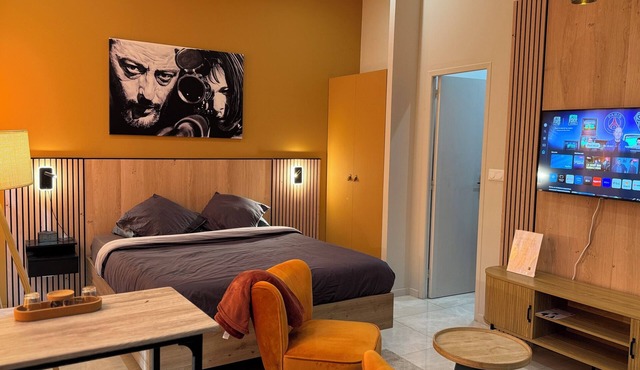 Modern, fully-equipped studio in Lyon