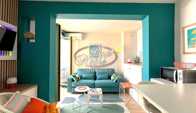 Modern studio with sea view and direct access to Cavalière Beach in Le Lavandou