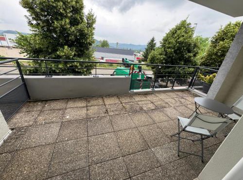 Modern Studio with Large Terrace in Quartier des Tilleroyes, Besançon