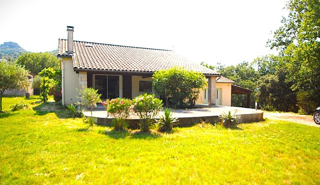 NEW 2026: House 3*Nature Calm Space view on the Rock center of SAMPZON