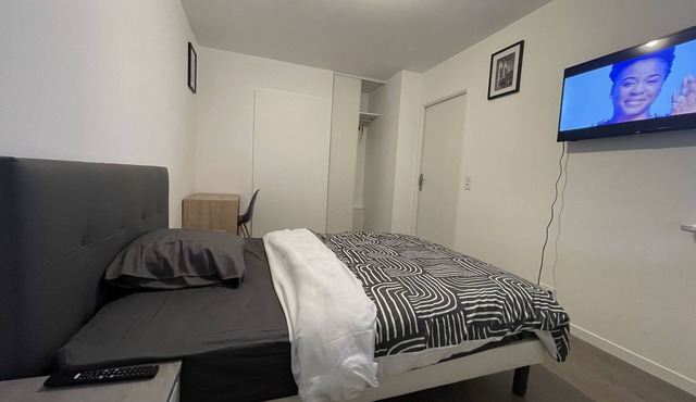 New cosy apartment with two bedrooms one bathroom and kitchen both full equiped