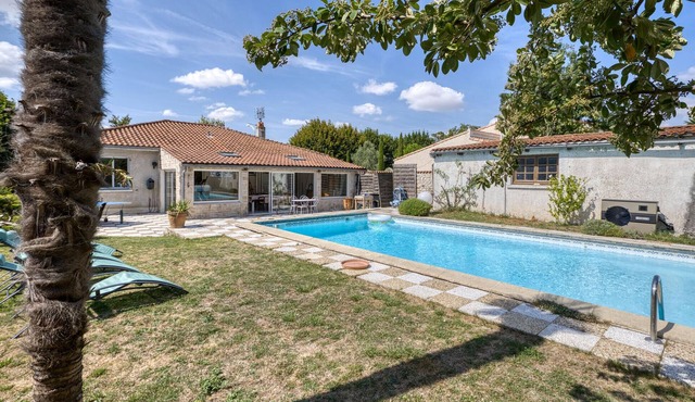 Nice home in Clavette