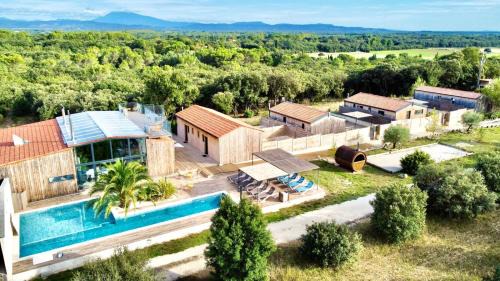 NUIKI Lodges - Gites