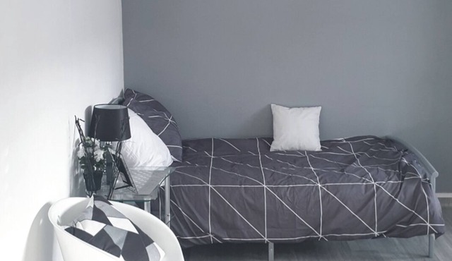Paris(12mn), Orly(10mn), Superb spacious room