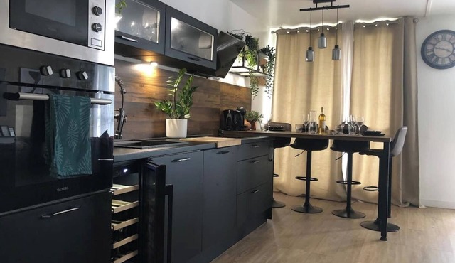 Peaceful apartment 10 minutes from Orly airport and 20 minutes from Paris