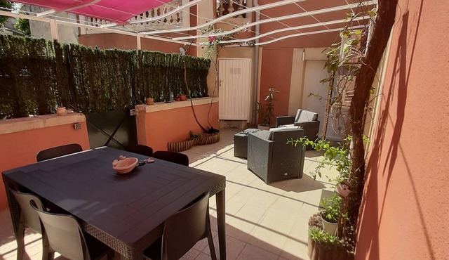 PIERRELATTE 2020 MAISONETTE OF 100 M2 WITH TRERRASSE, park and lake nearby
