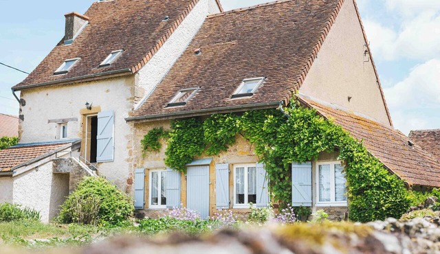 Potager country house in the heart of the Charolais in southern Burgundy