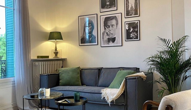 Private cinema & Popcorn near Orly airport and Paris