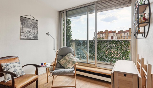 Quiet, bright apartment Place d'Italie