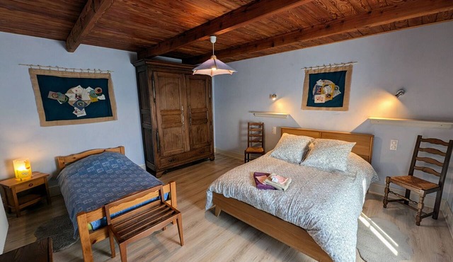 Renovated family cottage with garden in the heart of the Saône Valley