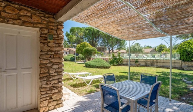 Rental with pool in a quiet setting n°12