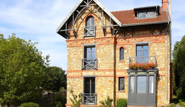 Rooms (1 to 4 pers.) 25 minutes from Paris center