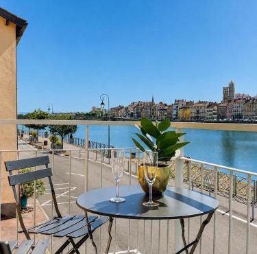 Saône View T3 - Balcon vue Saône & climatisé