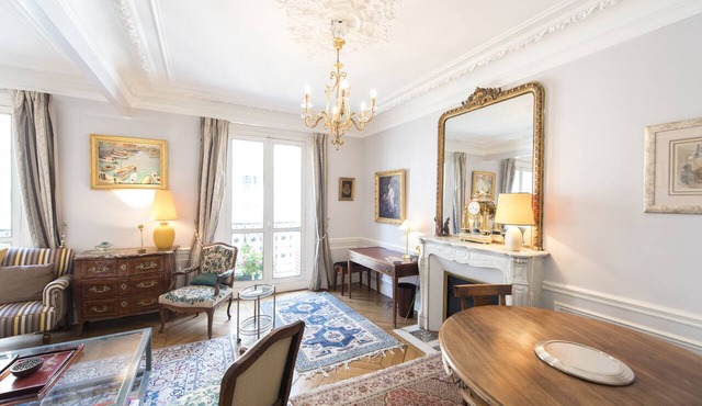 Saint-Germain des Prés Allure, by Veeve