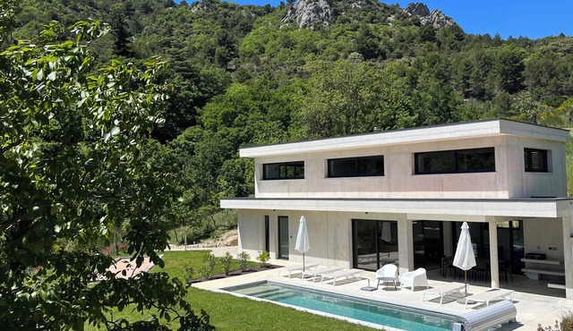 Sensation Ventoux, villa in Baronnies provençales