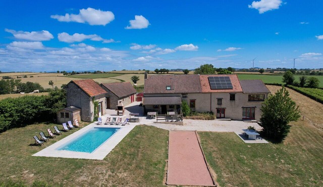 So Villa Molise au Blanc (71) - Heated pool - Sauna - 2h from Lyon - 30p.