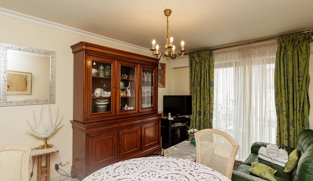 Spacious T3 With View In The Heart Of The City!