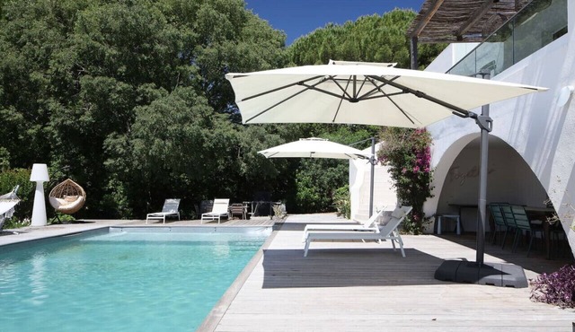 Spacious Villa with Pool near Montpellier & Beaches