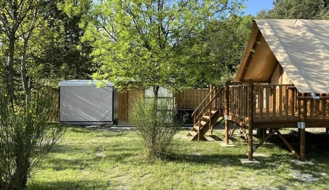 Standardkabine "Amazon" 30m2 - 2 Schlafzimmer - Terrace + eigenes Bad 4 Personen