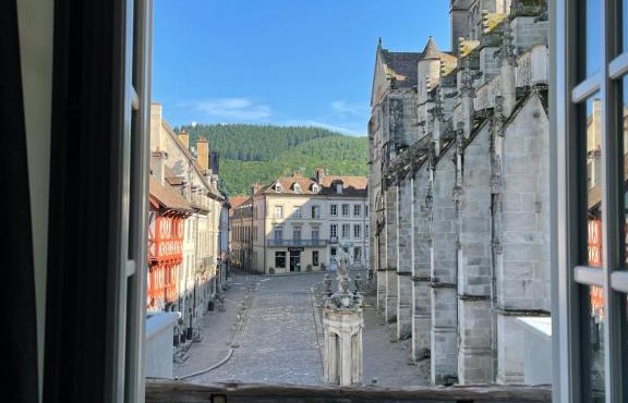 Studio 2 pers ou Appartement 4-7 pers Quartier Cathédrale
