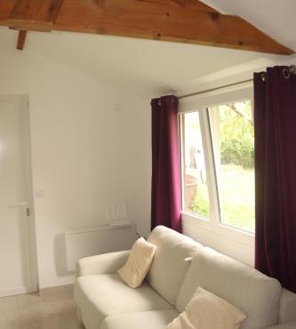 Studio cosy avec vue jardin et cadre paisible