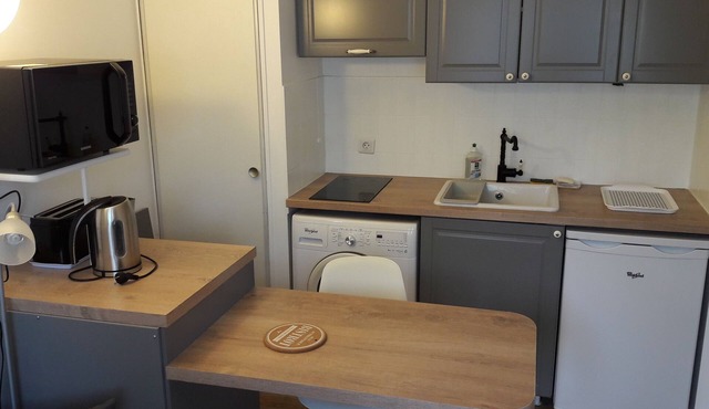 Studio in the center of Antony, near the RER