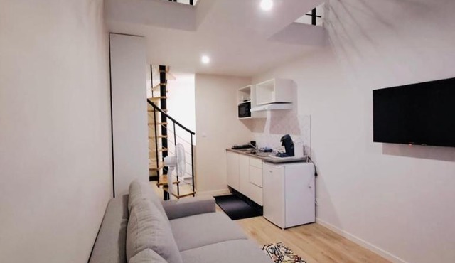 Studio Mezzanine Métro 14 Paris