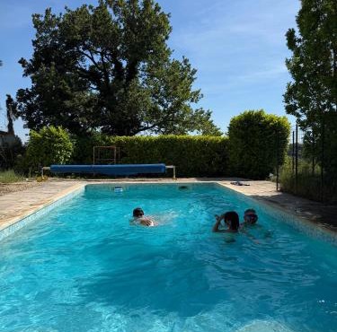 Studio Piscine en Drôme Provençale Repas Asiatique sur demande
