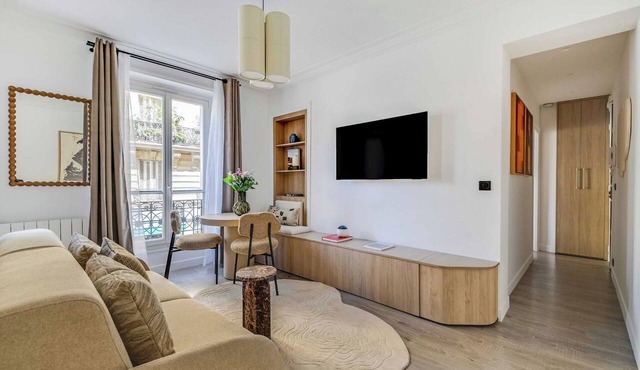 Stunning A/C flat –1BDR/4P– Alésia in Paris