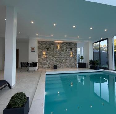 Sublime LOFT PISCINE Intérieure VERSAILLES