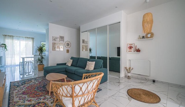 Sublime Villa Neuve avec Jacuzzi