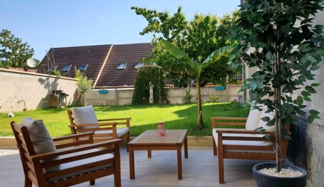 Superb apartment with garden