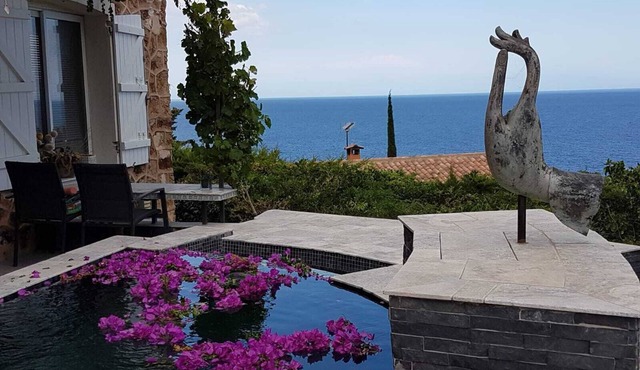 Superb Apptemment vue mer 3 pieces 80M2 Au Trayas (theoule sur mer) in Saint-Raphaël