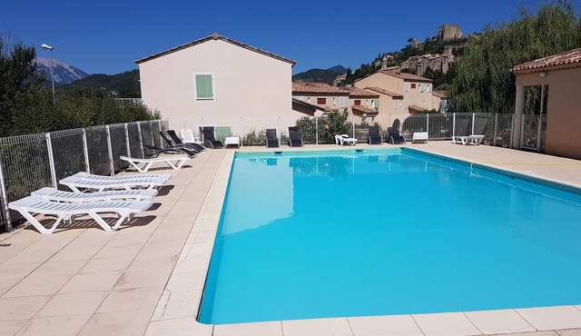 T2 Proche des Thermes, du Village et du Supermarché