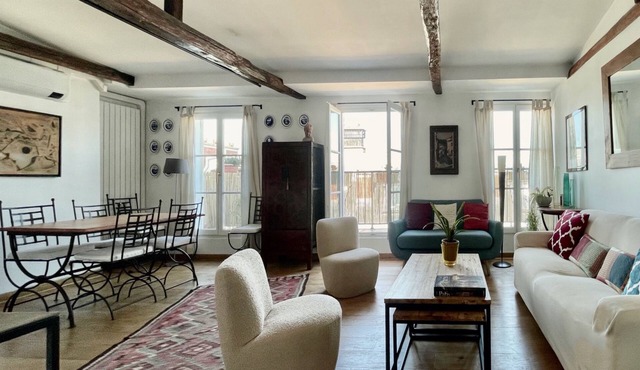 Terrasse du Prince, top location 2 BR/BTH, A/C lift parking terrace, close M&RER